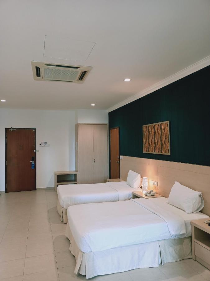 Golden View Serviced Apartments Tanjung Tokong Exterior foto