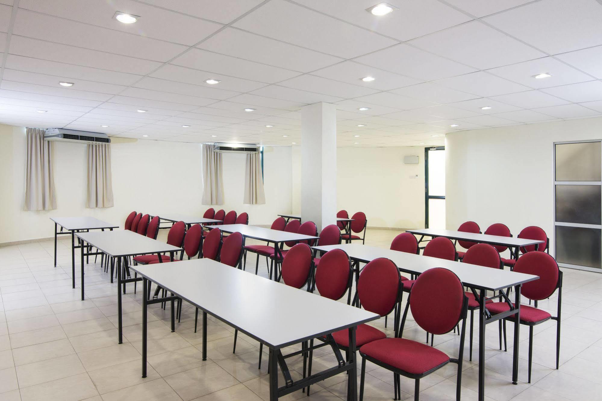 Golden View Serviced Apartments Tanjung Tokong Exterior foto